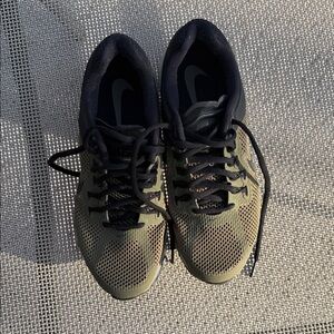 Nike Men's Black and Olive Athletic Shoes